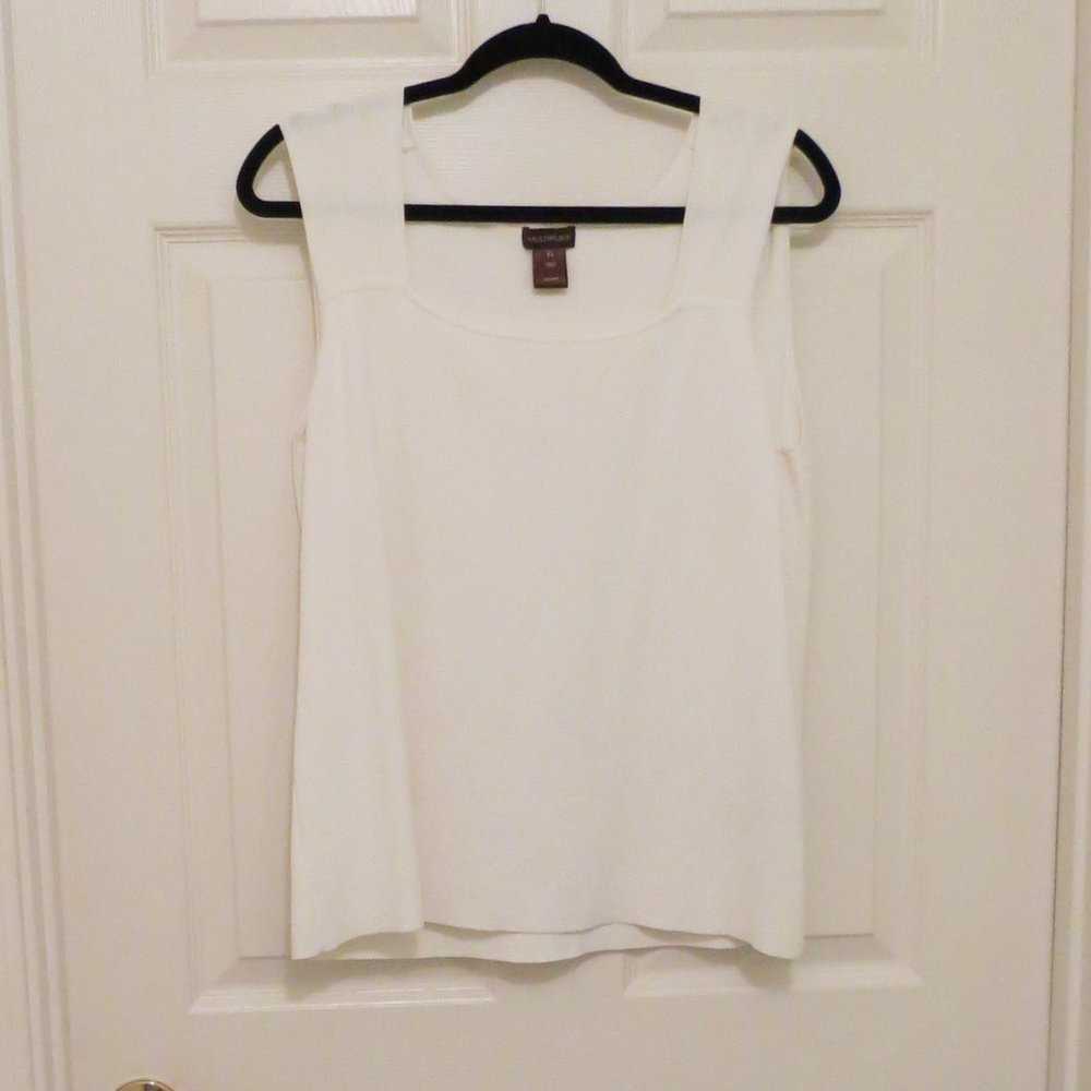 Multiples White Sleeveless Rayon/Nylon Top Size XL